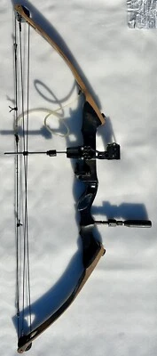 Martin MT-6 Cougar 11 Compound Bow, Camo, RH, Right Hand, Hunting, ADS 2165-3 - Image 1 of 4