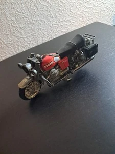Polistil Moto Guzzi V7 Special Motorrad, Rot, Maßstab 1:15 - Bild 1 von 9