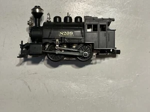 LIONEL Postwar 8209 dockside switcher runs good gold accessories - Picture 1 of 4