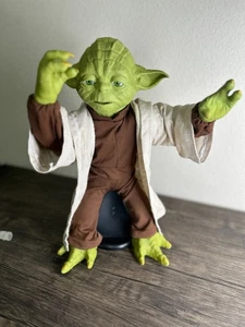 STAR WARS Legendary Yoda Spin Master Jedi Master Action Figure Animatronic 3885 - Picture 1 of 15