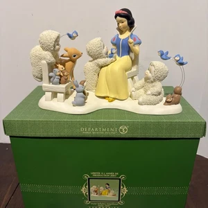 Disney Princesa Snowbabies "Cuento de hadas del bosque de Blancanieves" Departamento 56 con caja - Imagen 1 de 8