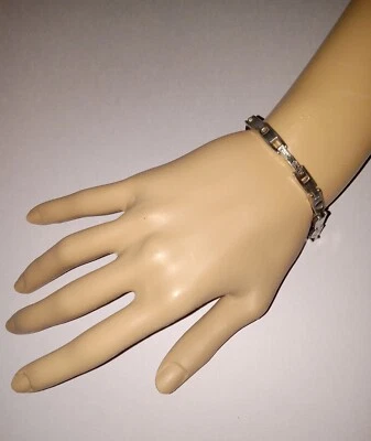 SABONA WOMEN'S STAINLESS STEEL BRACELET SIGNED MEASURES APPROX: 7.5" - Image 1 of 4