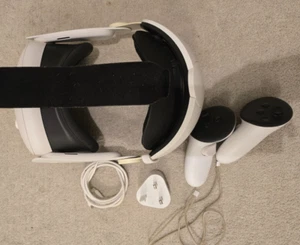Meta Quest 3 128GB Virtual Reality VR Headset with controllers, upgraded strap - Picture 1 of 5