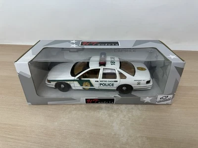 UT Models 1996 Chevrolet Caprice Metro Dade Florida Police 1/18 Diecast Car - Image 1 of 4
