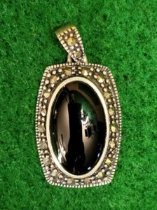 Vintage Art Deco Natural Black Onyx / Marcasite Sterling Silver 925 Pendant  - Picture 1 of 16