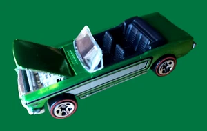 2007 Hot Wheels '65 Mustang Convertible Classics Series 4 Green 1:64 Loose Car - Picture 1 of 14