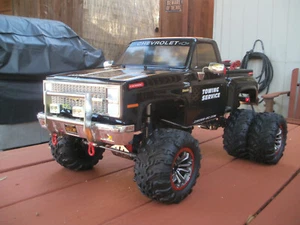 Axial SCX10 III 1982 Chevy K10 "Base Camp" RTR 4WD Rock Crawler (Black) - Picture 1 of 11