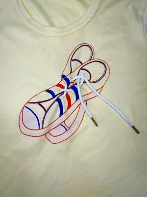 VINTAGE 1970s SNEAKER GRAPHIC T-SHIRT w/LACES PUNK POP DISCO SKATE MOD HIPPIE - Image 1 of 4