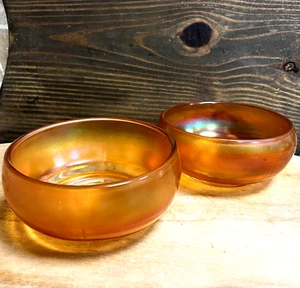 VINTAGE MID CENTURY MARIGOLD CARNIVAL GLASS PAIR OF ROUND BOWLS (21C) - Picture 1 of 7