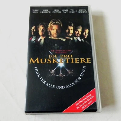 Die drei Musketiere - OOP © Walt Disney Charlie Sheen, Sutherland, O'Donnel - Bild 1 von 4
