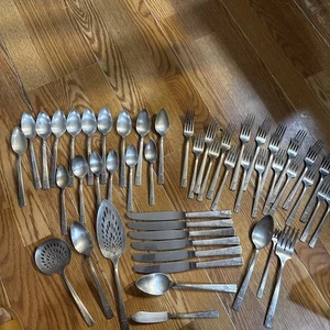 Oneida Nobility Plate Caprice Silverware Set 49pc Set Vtg 1937 WM A Rogers - Picture 1 of 12
