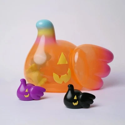 UNBOX ELFIE Pumpkin Head Edition Showcase Soft Vinyl Figure Sofubi - Image 1 of 4