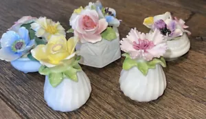 4 Vintage Porzellan Blumensträuße / 1 Schmuckkästchen Made In England - Bild 1 von 7