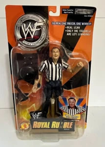 2002 Jakk's Pacific Royal Rumble Earl Hebner Referee Figure With Ring Side Bell - Picture 1 of 3