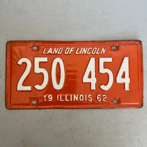 1962 Illinois License Plate 250 454 – Vintage “Land of Lincoln” Orange & White - Picture 1 of 6