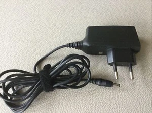 Nokia Netzteil ACP-12E Ladegerät Trafo Output DC 5,7 V / 800mA - Bild 1 von 2