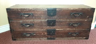 baú de tansu japonês antigo - Imagem 1 de 3