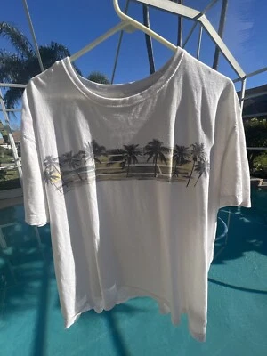 Island Shores Hombre Camiseta Palmeras Blanco Gráfico Talla XL Rosa Manchas Foto 1 de 4