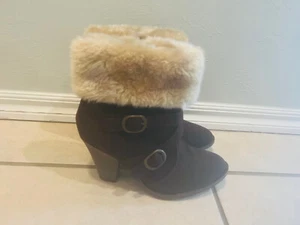 DREAM OUT LOUD SELENA GOMEZ WOMEN BOOTS SIZE 8 BROWN-TAN - Picture 1 of 6