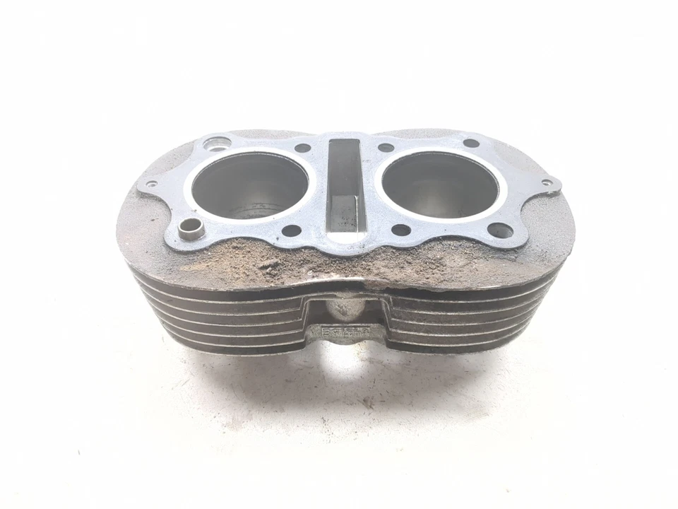 Jarras de culata de motor Yamaha XS400 XS 400 77-83 Foto 1 de 4