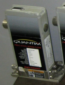 BROOKS INSTRUMENT QUANTIM PRECISION MASS FLOW, MODEL: QMACZ31, - Picture 1 of 3
