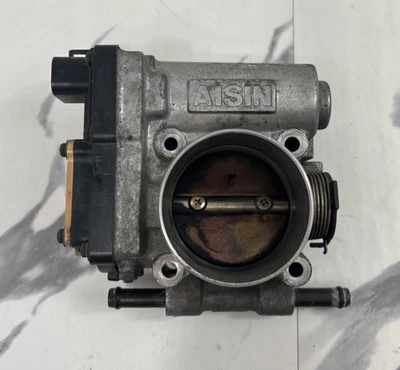 2000 - 2004 ISUZU TROOPER RODEO AMIGO AXIOM HONDA PASSPORT THROTTLE BODY OEM - Image 1 of 4