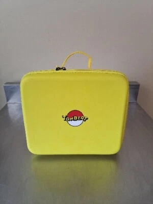 Funda rígida Tombert Pokemon Nintendo Switch con espuma interior formada Foto 1 de 4