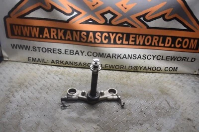 C1-10 ABRAZADERA DE ÁRBOL TRIPLE INFERIOR SUZUKI GS500F GS 500 F BICICLETA ENVÍO RÁPIDO GRATUITO Foto 1 de 4