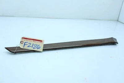 Отделка передней левой водительской дверной панели MERCEDES-BENZ E-CLASS 14-16 F2186 - Изображение 1 из 4