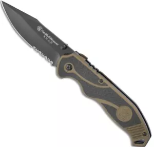 Smith & Wesson SWAT II Folding Knife 3.50" Clip Point Combo Edge 1100058 - Picture 1 of 2