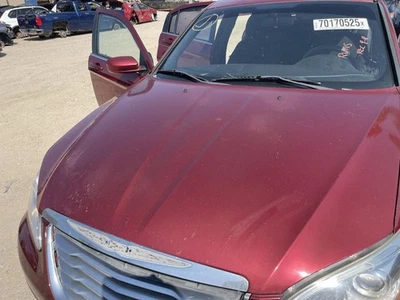 2011 2012 2013 2014 CHRYSLER 200 Factory Hood PRP Deep Cherry Red Pearl   973836 Foto 1 de 4