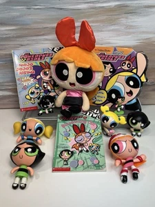 Power Puff Girls Vintage Figures Lot Of 4 w/ Plush & 7 Toy Figures & Books READ - Picture 1 of 11