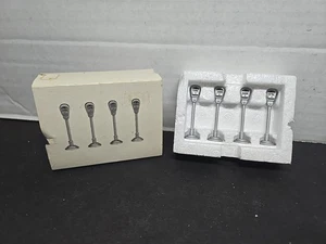 DEPT 56 The Original Snow Village "Parkuhr" 4er Set #5178-0  - Bild 1 von 9