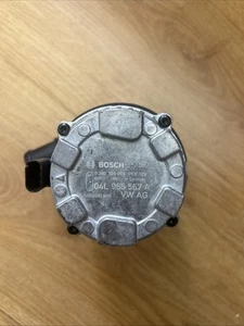 Water Pump – OEM Part Number: 04L965567 - Picture 1 of 3