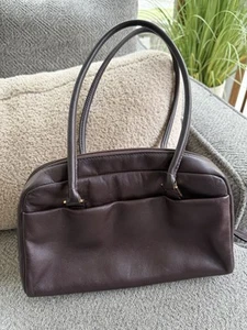 Bolso de mano vintage Etienne Aigner de cuero de vaca marrón borgoña - Imagen 1 de 16