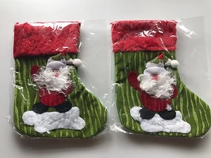 2P Christmas Xmas Santa Claus Gifts Socks pocket Bag Decoration Hanger soft toy - Picture 1 of 7
