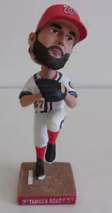 Tanner Roark Bobblehead 2017 suelto usado Nationals Kloanz Inc - Imagen 1 de 2