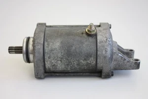 2001 Suzuki GSF 1200 Bandit Starter - Picture 1 of 5