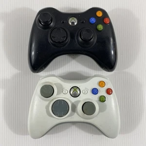 Microsoft Xbox Controllers Set Of 2 For Parts Pre-Owned - Picture 1 of 19