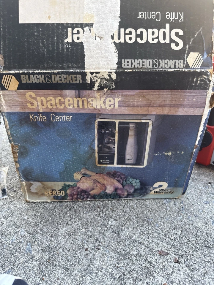 Centro de cuchillos espaciadores Black & Decker EK50 montaje debajo del gabinete cocina vintage Foto 1 de 1