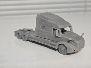 Camión Volvo Vnl 2020 escala Ho kit sin decorar impreso en 3D - Imagen 1 de 5