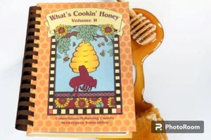 What's Cookin Honey Volume II Columbiana Mahoning, OH Beekeepers Cookbook - Picture 1 of 5