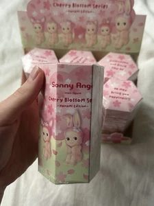 sonny angel hanami cherry blossom (1 blind box, 100% authentic and fully sealed) - Picture 1 of 4