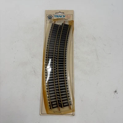 Vintage Bachmann HO Scale Electric Trains 4410 Radius 4 Pieces Track Set - Image 1 of 3