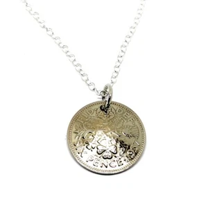 1957 68th Anniversaire Sixpence Bombé Pendentif Avec 45.7cm Chaîne Argent Massif - Picture 1 of 2
