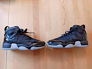 Jordan Jumpman two tray Gr. 39 / US 6,5 / UK 6 / schwarz rot Basketball Nike - Bild 1 von 6