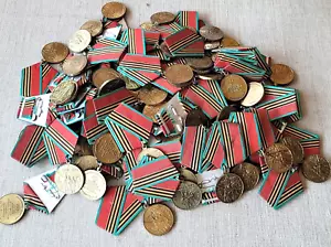 40 años de victoria Segunda Guerra Mundial Conjunto de 50 medallas militares soviéticas rusas de la URSS - Imagen 1 de 9