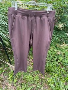 Pantaloni attivi Livi Lane Bryant 14/16 pantaloni in maglia Capri marrone tempo libero carriera - Foto 1 di 12