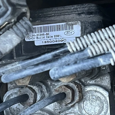 Ford F250 F350 Excursion 2001-2004 módulo ABS de 4 ruedas y bomba OEM 1C34-2C346-BE Foto 1 de 4