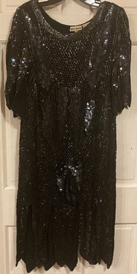 80 年代 SHOMAX 鸡尾酒礼服~头饰/亮片~MED~100% 真丝~鲨鱼咬下摆~TLC~VG — 第 1/4 张图片